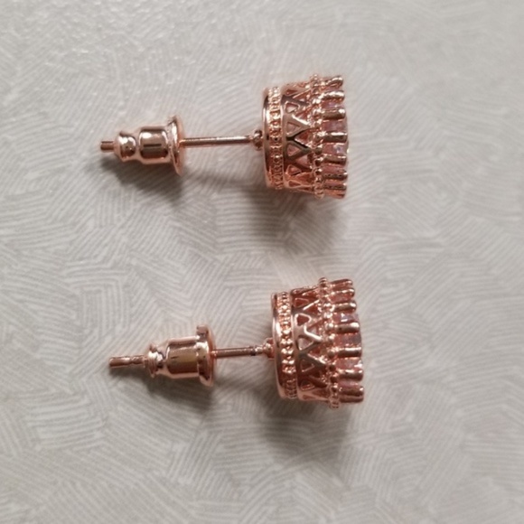 9mm Rose Gold Crown Setting Studs - Picture 2 of 5
